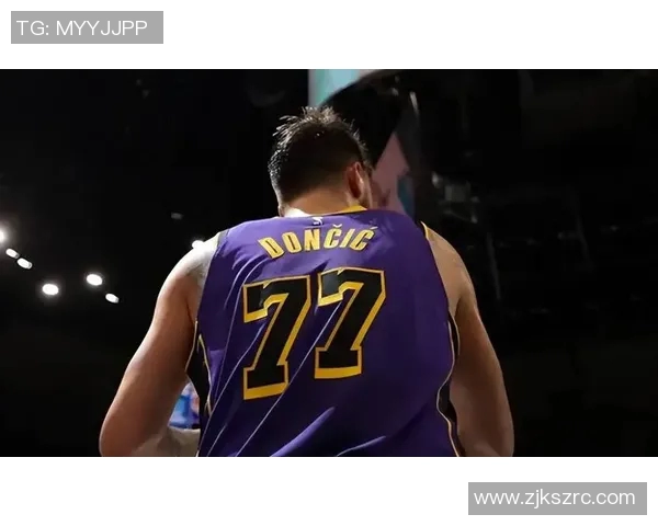 狂轰45分11板14助5断！东契奇刷爆NBA纪录，老詹迎来神级里程碑